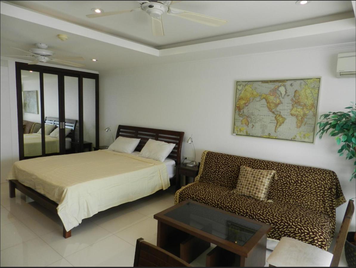 Jomtien Plaza Condotel Exterior foto