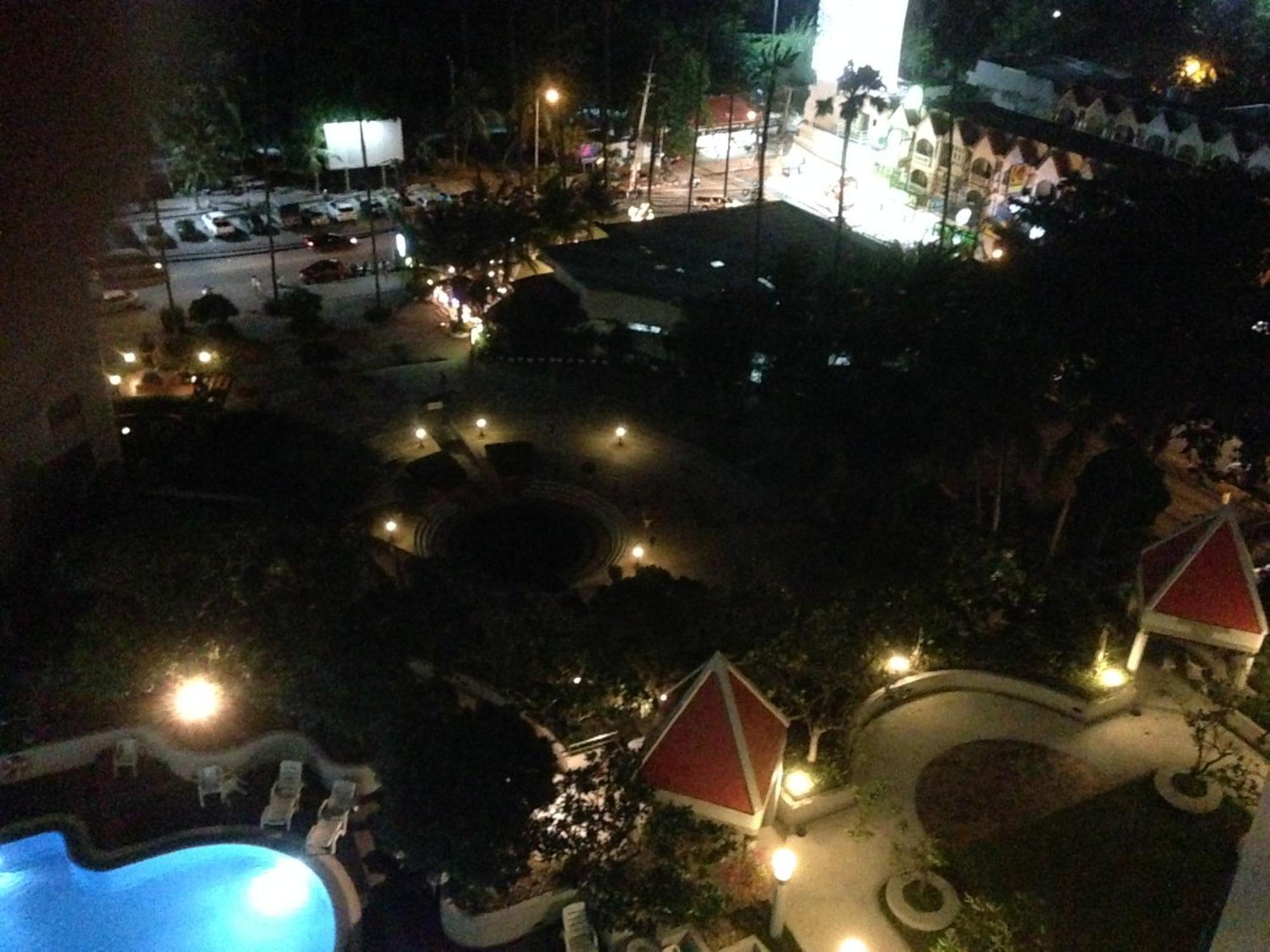Jomtien Plaza Condotel Exterior foto