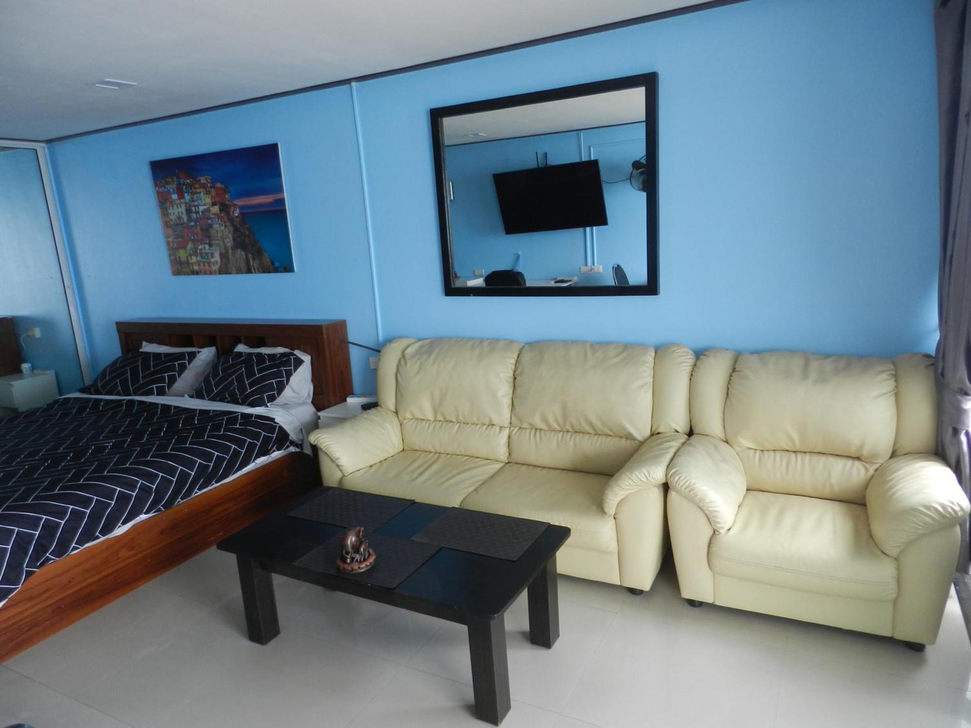 Jomtien Plaza Condotel Habitación foto