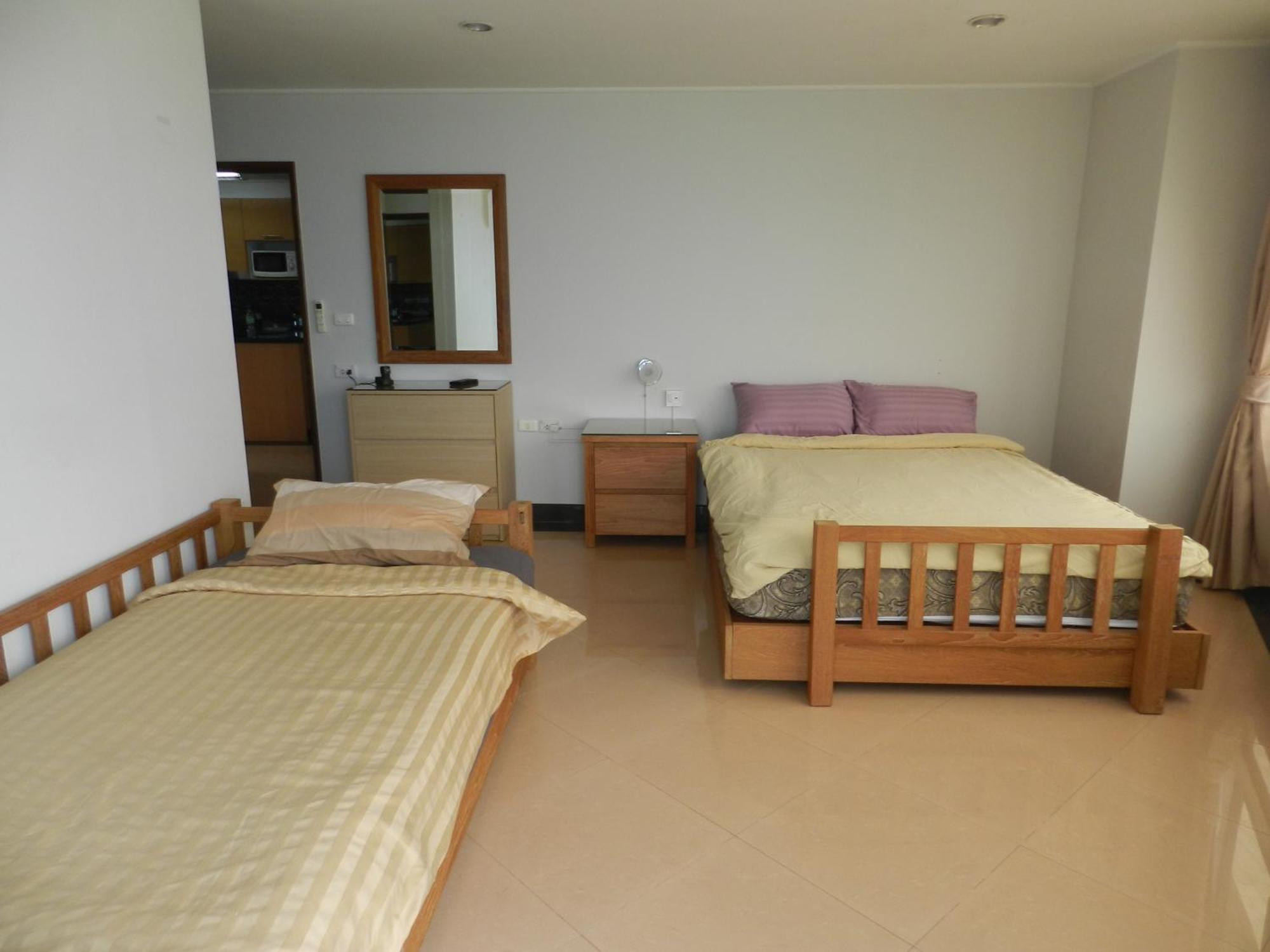 Jomtien Plaza Condotel Exterior foto